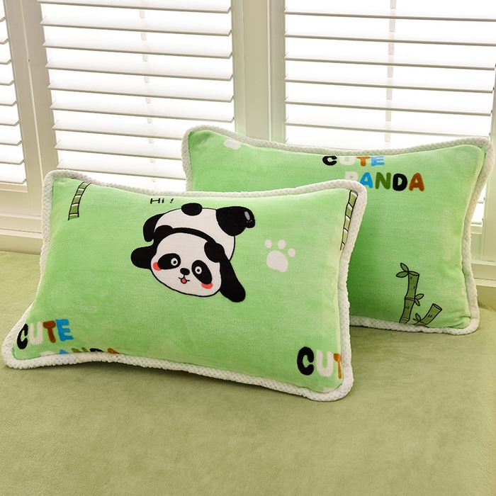 91家纺网 家纺一手货源 找家纺 牵依 2025新款直播床裙小清新印花牛奶绒四件套法兰绒四件套 竹子小熊