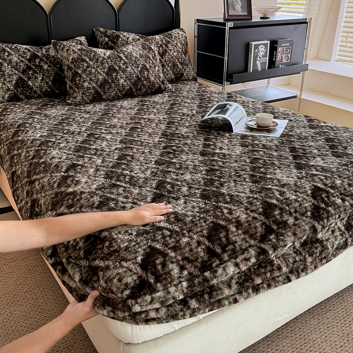 91家纺网 家纺一手货源 找家纺 （总）慕梵家居 2025新款兔绒床笠单品单床笠床笠单件