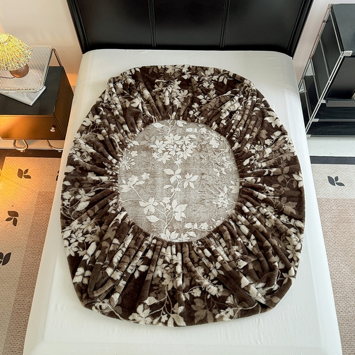 91家纺网 家纺一手货源 找家纺 慕梵家居 2025新款亲肤舒适兔绒床笠款四件套 花间絮语