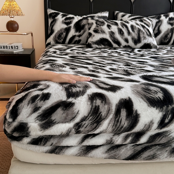 91家纺网 家纺一手货源 找家纺 慕梵家居 2025新款兔绒床笠单品单床笠床笠单件 奢豹荣域-灰