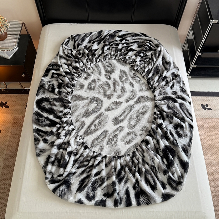 91家纺网 家纺一手货源 找家纺 慕梵家居 2025新款兔绒床笠单品单床笠床笠单件 奢豹荣域-灰