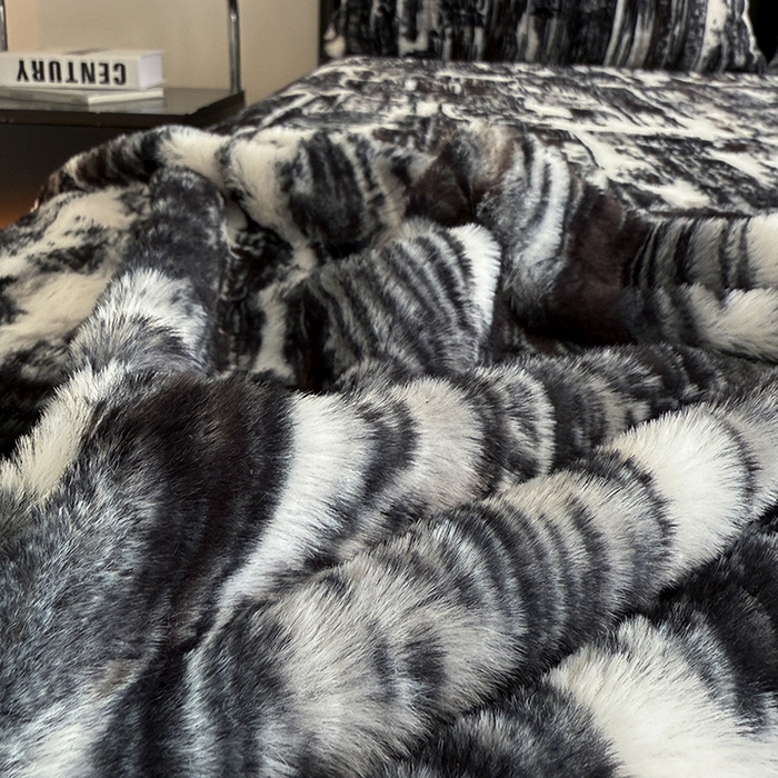 91家纺网 家纺一手货源 找家纺 慕梵家居 2025新款亲肤舒适兔绒床笠款四件套 时空叠影