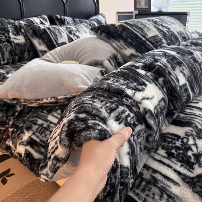 91家纺网 家纺一手货源 找家纺 慕梵家居 2025新款亲肤舒适兔绒床笠款四件套 时空叠影