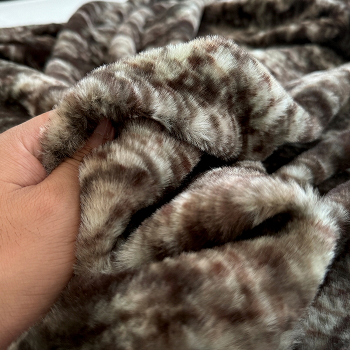 91家纺网 家纺一手货源 找家纺 慕梵家居 2025新款亲肤舒适兔绒床笠款四件套 香绒格调