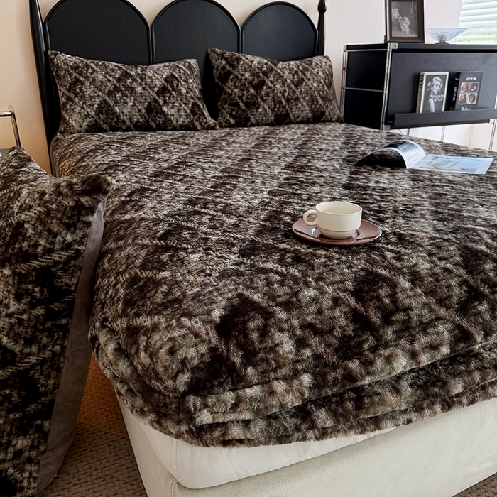 91家纺网 家纺一手货源 找家纺 慕梵家居 2025新款兔绒床笠单品单床笠床笠单件 香绒格调