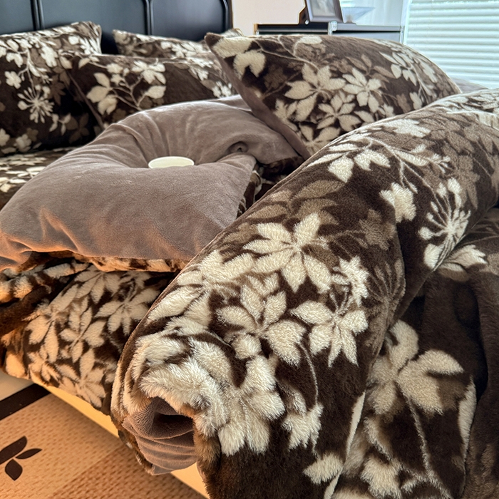 91家纺网 家纺一手货源 找家纺 慕梵家居 2025新款兔绒被套单品单被套被套单件 花间絮语