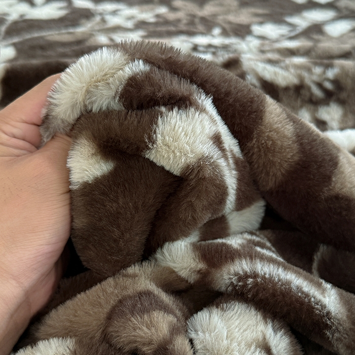 91家纺网 家纺一手货源 找家纺 慕梵家居 2025新款兔绒被套单品单被套被套单件 花间絮语