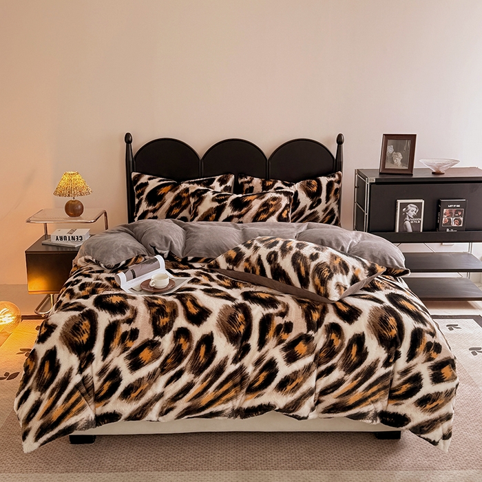 91家纺网 家纺一手货源 找家纺 慕梵家居 2025新款兔绒被套单品单被套被套单件 奢豹荣域-咖