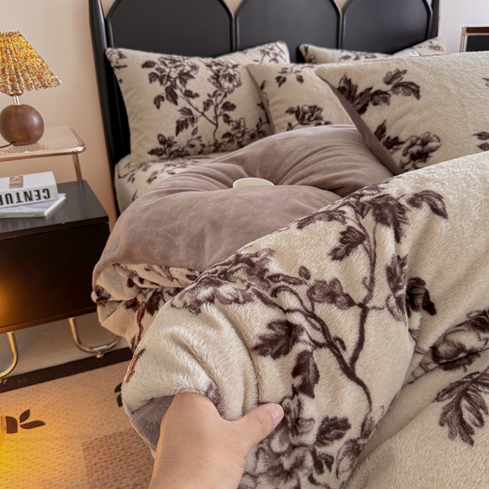 91家纺网 家纺一手货源 找家纺 慕梵家居 2025新款兔绒被套单品单被套被套单件 夜阑花魅