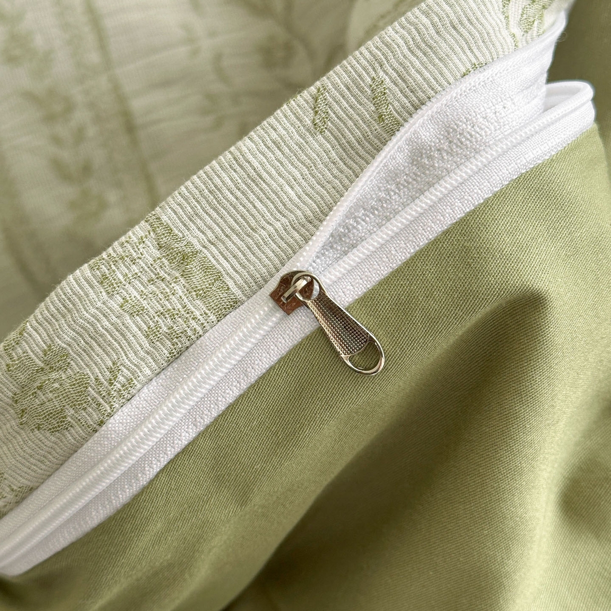 91家纺网 家纺一手货源 找家纺 慕尚家纺 2025新款全棉提花皱皱纱四件套 柔茵-草绿