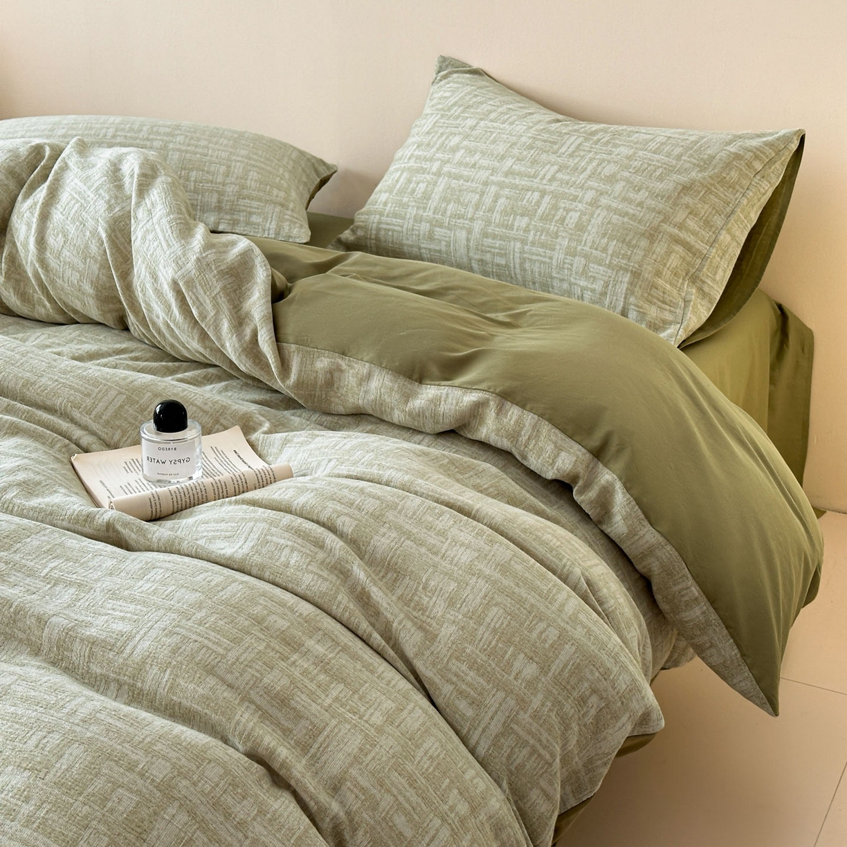 91家纺网 家纺一手货源 找家纺 慕尚家纺 2025新款全棉提花皱皱纱四件套 格纹-草绿