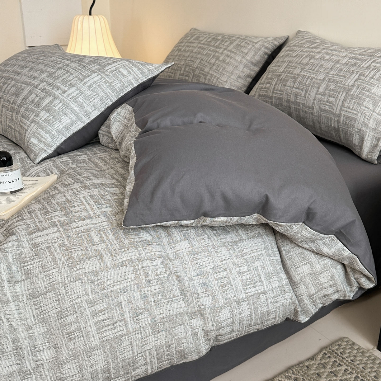 91家纺网 家纺一手货源 找家纺 慕尚家纺 2025新款全棉提花皱皱纱四件套 格纹-灰