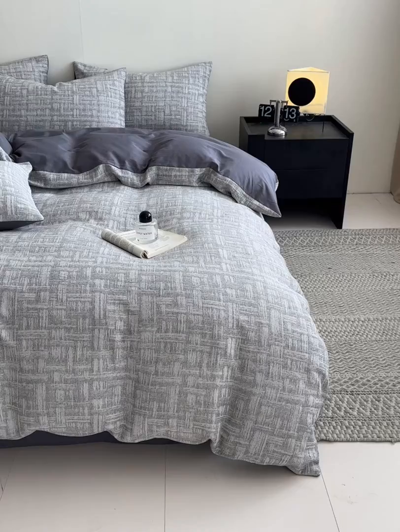 91家纺网 家纺一手货源 找家纺 慕尚家纺 2025新款全棉提花皱皱纱四件套 格纹-灰