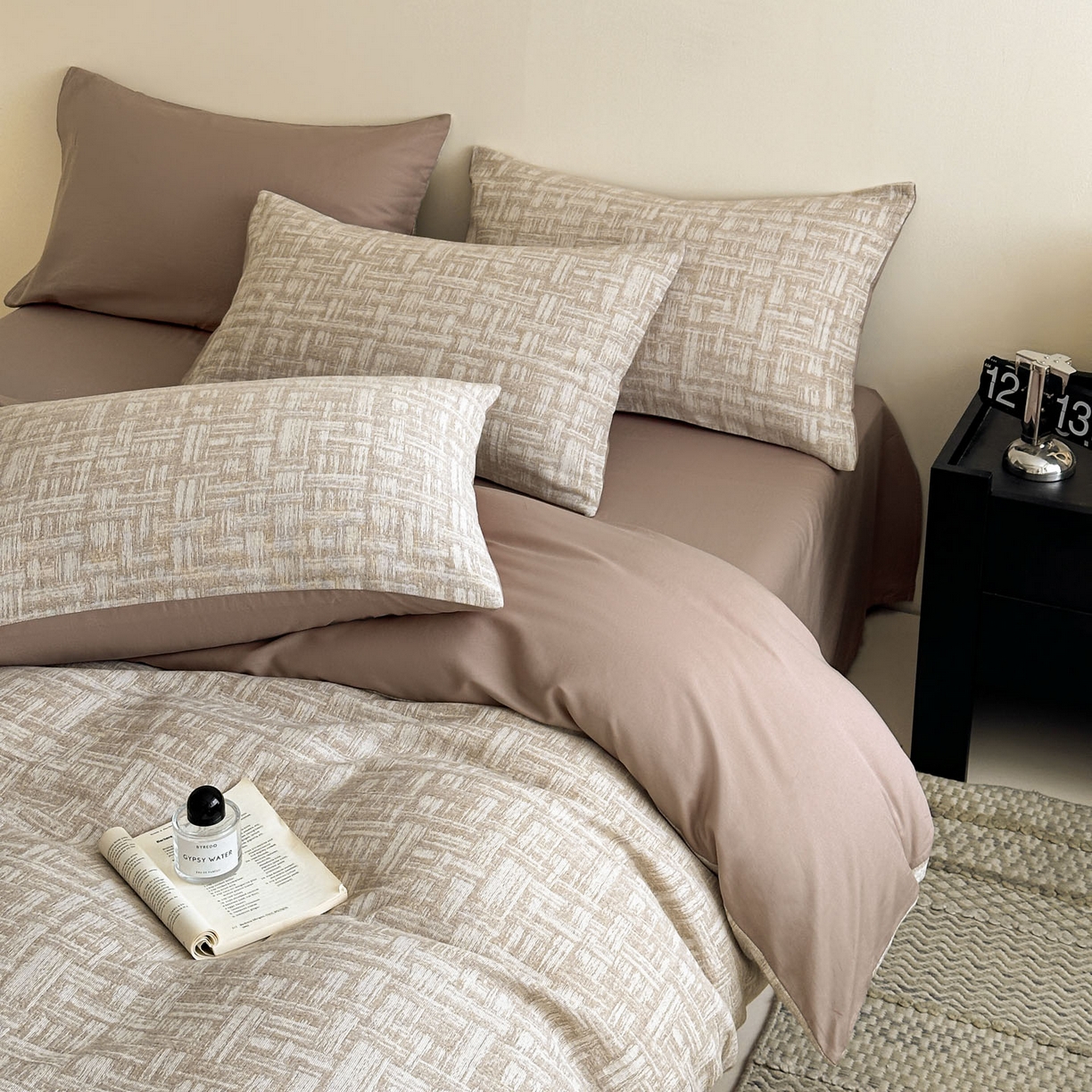 91家纺网 家纺一手货源 找家纺 慕尚家纺 2025新款全棉提花皱皱纱四件套 格纹-卡其