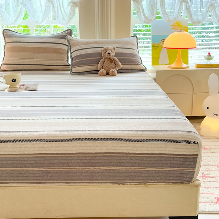 91家纺网 家纺一手货源 找家纺 518家纺 2025新款高克重印花牛奶绒单床笠可定制 摩登时尚