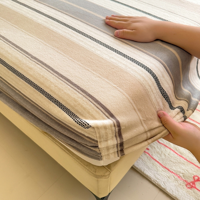 91家纺网 家纺一手货源 找家纺 518家纺 2025新款高克重印花牛奶绒单床笠可定制 摩登时尚