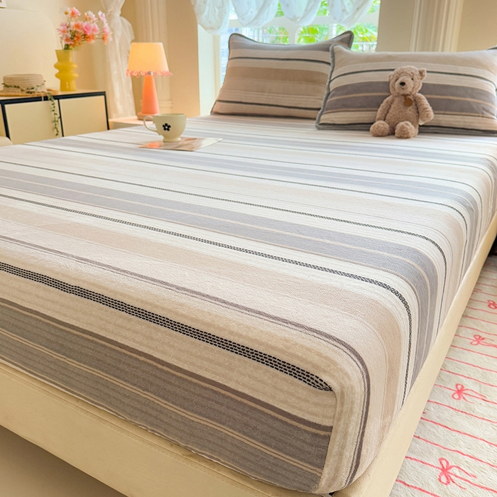 91家纺网 家纺一手货源 找家纺 518家纺 2025新款高克重印花牛奶绒单床笠可定制 摩登时尚