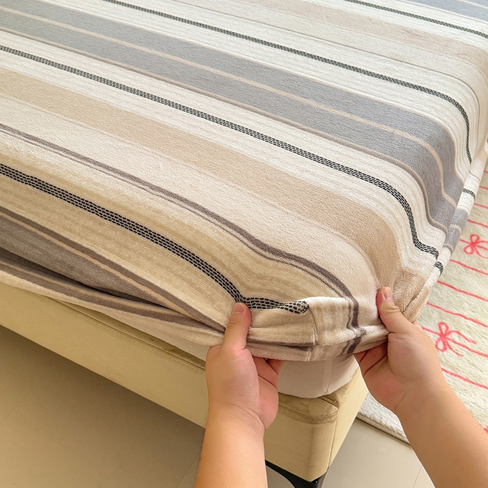 91家纺网 家纺一手货源 找家纺 518家纺 2025新款高克重印花牛奶绒单床笠可定制 摩登时尚