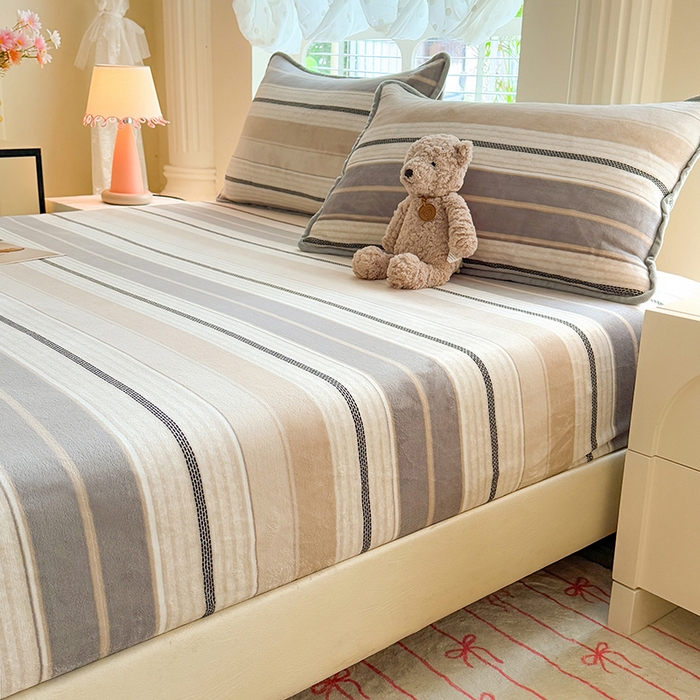 91家纺网 家纺一手货源 找家纺 518家纺 2025新款高克重印花牛奶绒单床笠可定制 摩登时尚