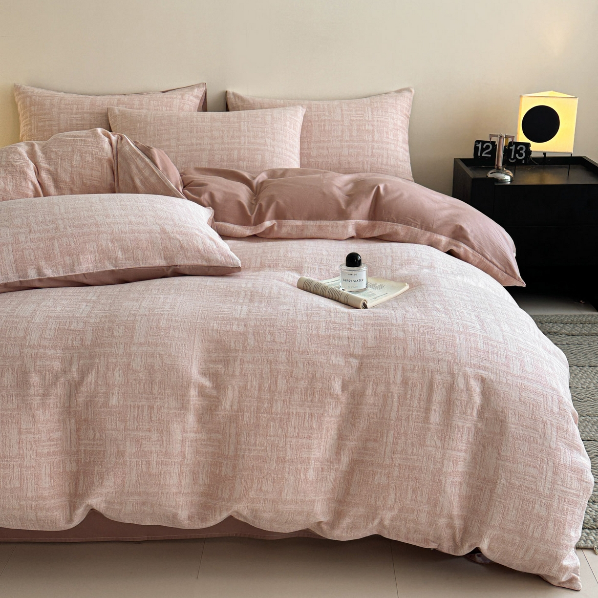 91家纺网 家纺一手货源 找家纺 慕尚家纺 2025新款全棉提花皱皱纱四件套 格纹-玫粉