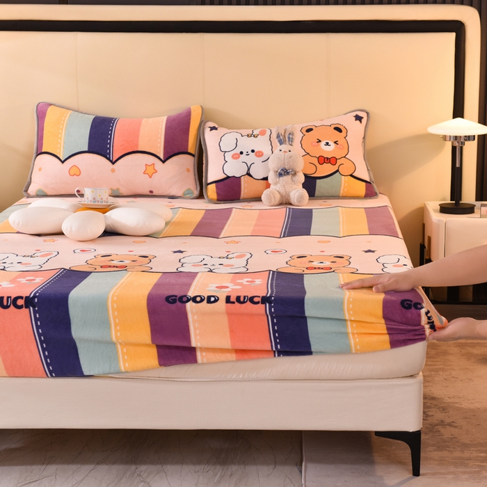 91家纺网 家纺一手货源 找家纺 518家纺 2025新款高克重印花牛奶绒单床笠可定制 七彩花园