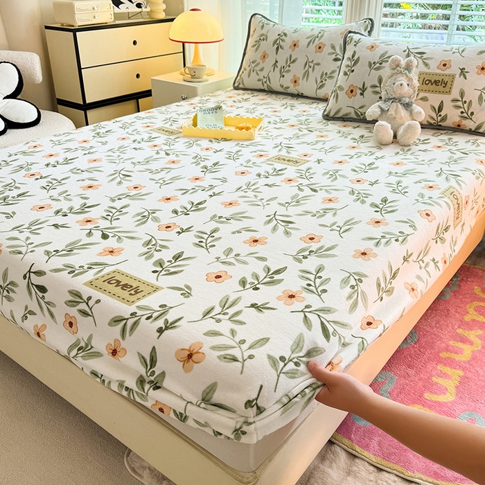 91家纺网 家纺一手货源 找家纺 518家纺 2025新款高克重印花牛奶绒单床笠可定制 青柠薄荷