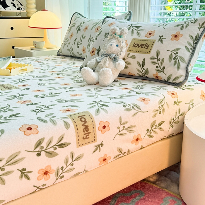 91家纺网 家纺一手货源 找家纺 518家纺 2025新款高克重印花牛奶绒单床笠可定制 青柠薄荷