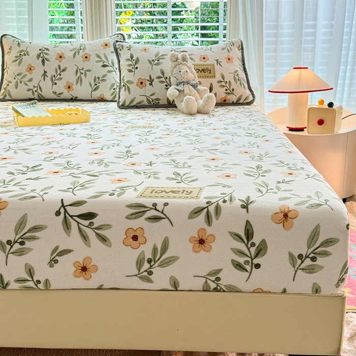 91家纺网 家纺一手货源 找家纺 518家纺 2025新款高克重印花牛奶绒单床笠可定制 青柠薄荷