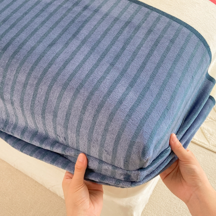 91家纺网 家纺一手货源 找家纺 518家纺 2025新款高克重印花牛奶绒单床笠可定制 清风韵律