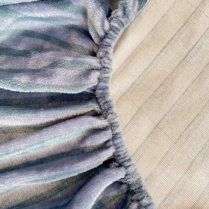 91家纺网 家纺一手货源 找家纺 518家纺 2025新款高克重印花牛奶绒单床笠可定制 清风韵律