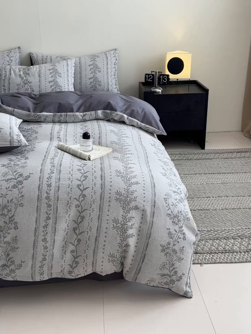 91家纺网 家纺一手货源 找家纺 慕尚家纺 2025新款全棉提花皱皱纱四件套 柔茵-灰