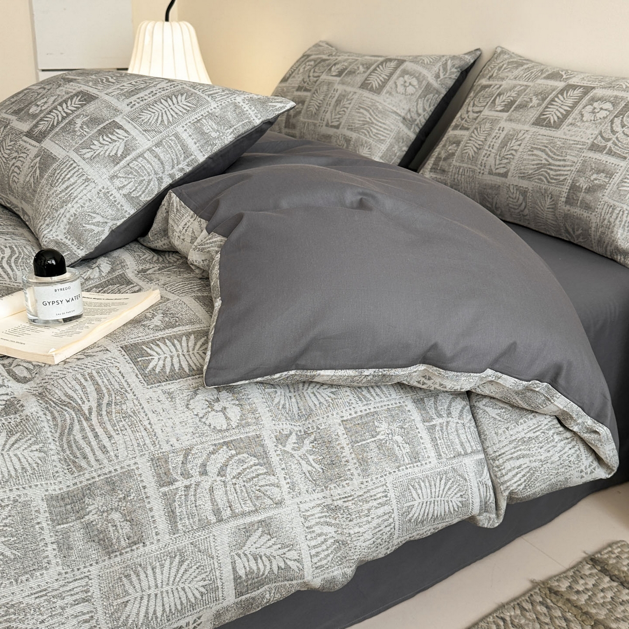 91家纺网 家纺一手货源 找家纺 慕尚家纺 2025新款全棉提花皱皱纱四件套 消消乐-灰