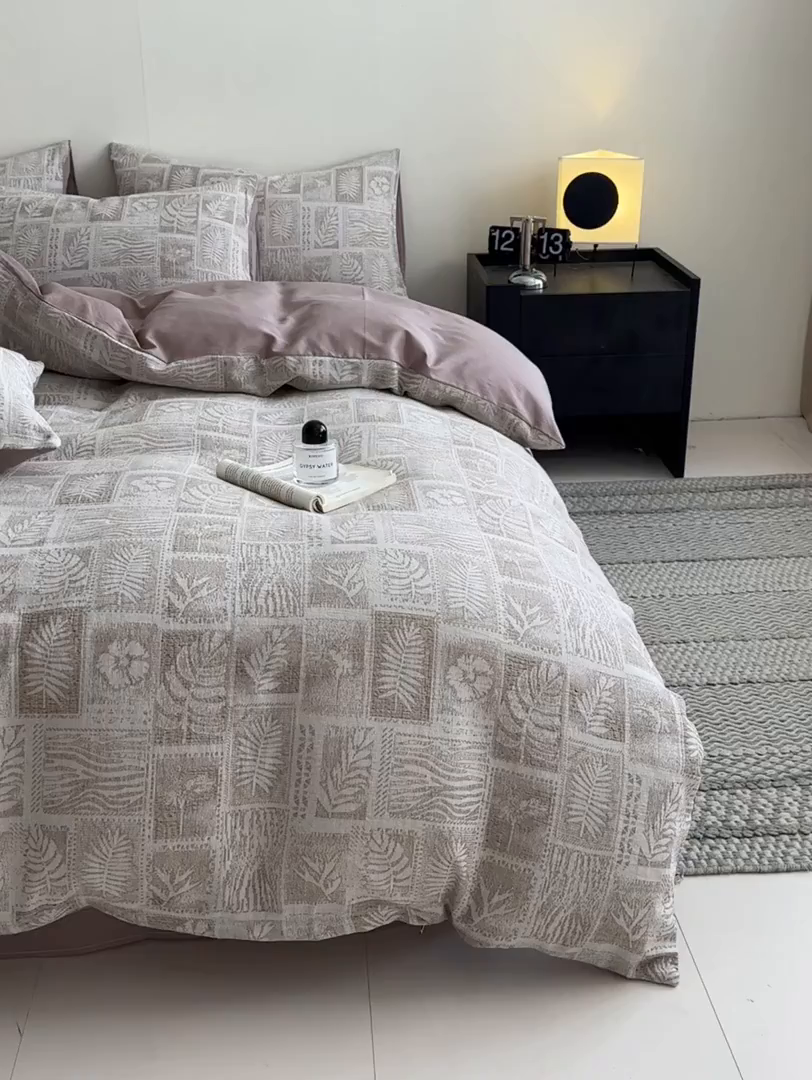 91家纺网 家纺一手货源 找家纺 慕尚家纺 2025新款全棉提花皱皱纱四件套 消消乐-卡其