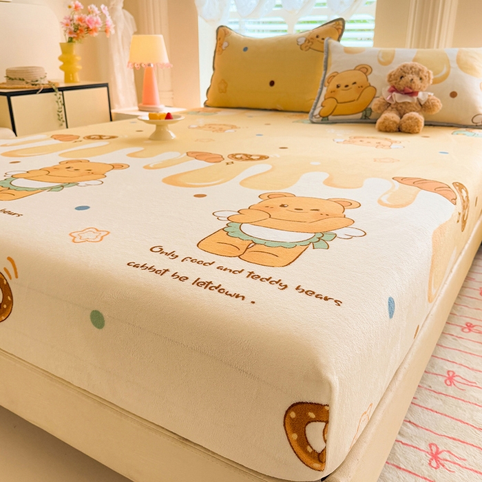 91家纺网 家纺一手货源 找家纺 518家纺 2025新款高克重印花牛奶绒单床笠可定制 芝士熊