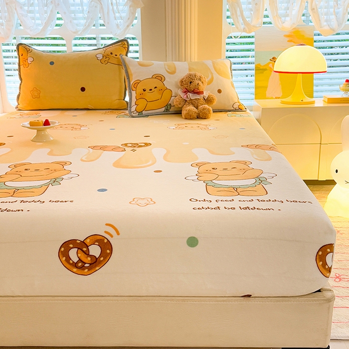 91家纺网 家纺一手货源 找家纺 518家纺 2025新款高克重印花牛奶绒单床笠可定制 芝士熊