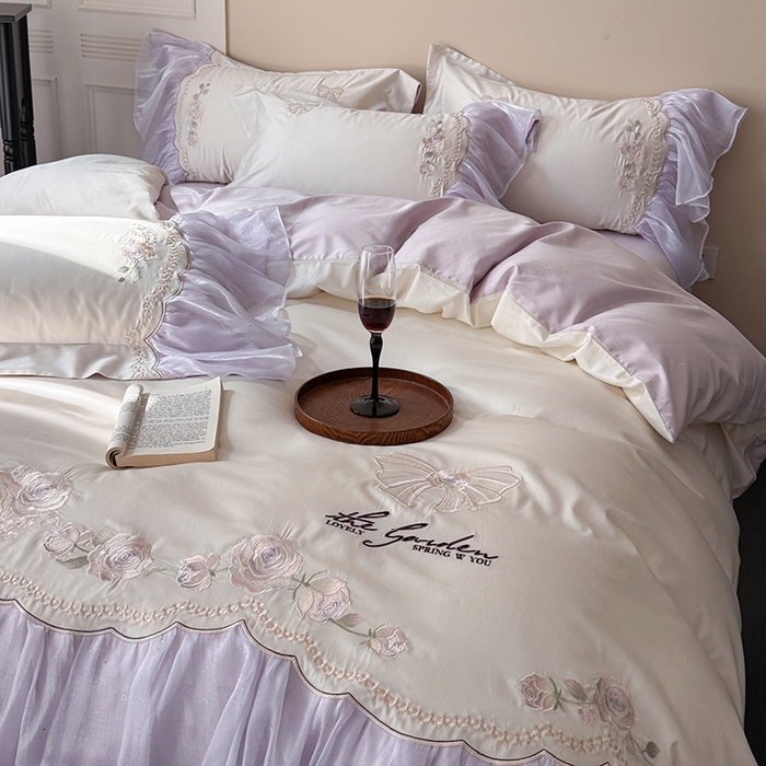 91家纺网 家纺一手货源 找家纺 优悦生活馆 2025新款新疆长绒棉纯棉花边刺绣四件套-花间悟语 花间悟语-梦境紫