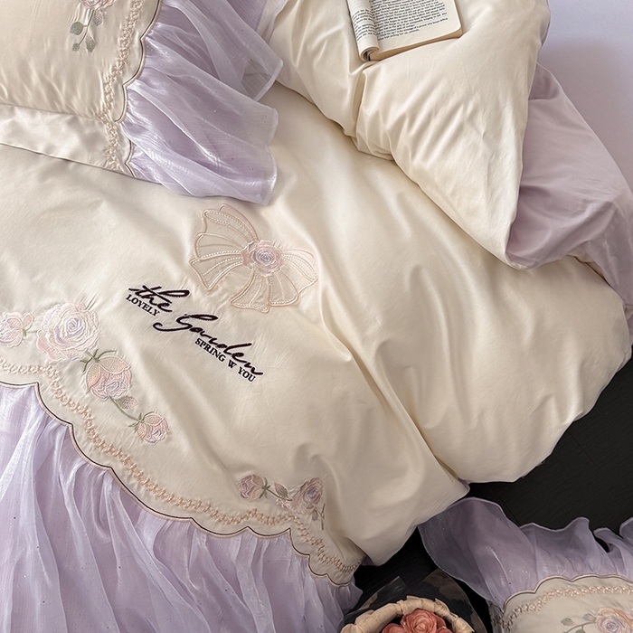 91家纺网 家纺一手货源 找家纺 优悦生活馆 2025新款新疆长绒棉纯棉花边刺绣四件套-花间悟语 花间悟语-梦境紫