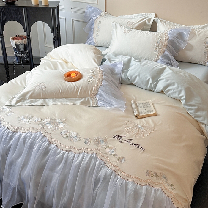 91家纺网 家纺一手货源 找家纺 优悦生活馆 2025新款新疆长绒棉纯棉花边刺绣四件套-花间悟语 花间悟语-海盐蓝