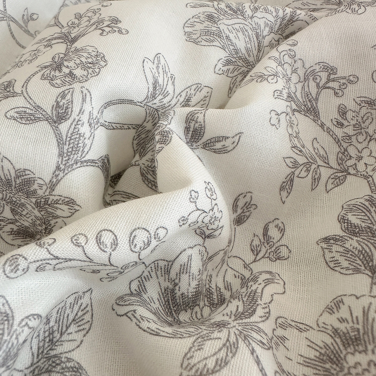 91家纺网 家纺一手货源 找家纺 （总）星期八 2025新款全棉双层纱花边豆豆被四件套