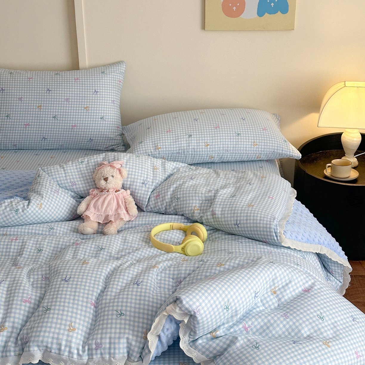 星期八 2025新款全棉双层纱花边豆豆被四件套 彩色蝴蝶结