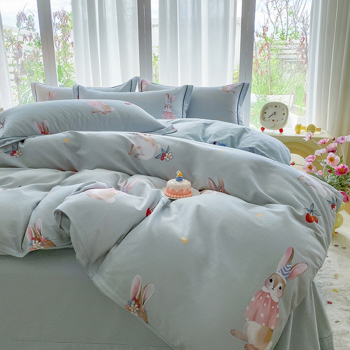 91家纺网 家纺一手货源 找家纺 眷恋家纺 2025新款秋冬超柔全棉精梳棉磨毛三件套四件套 小萌兔-绿（有小号）