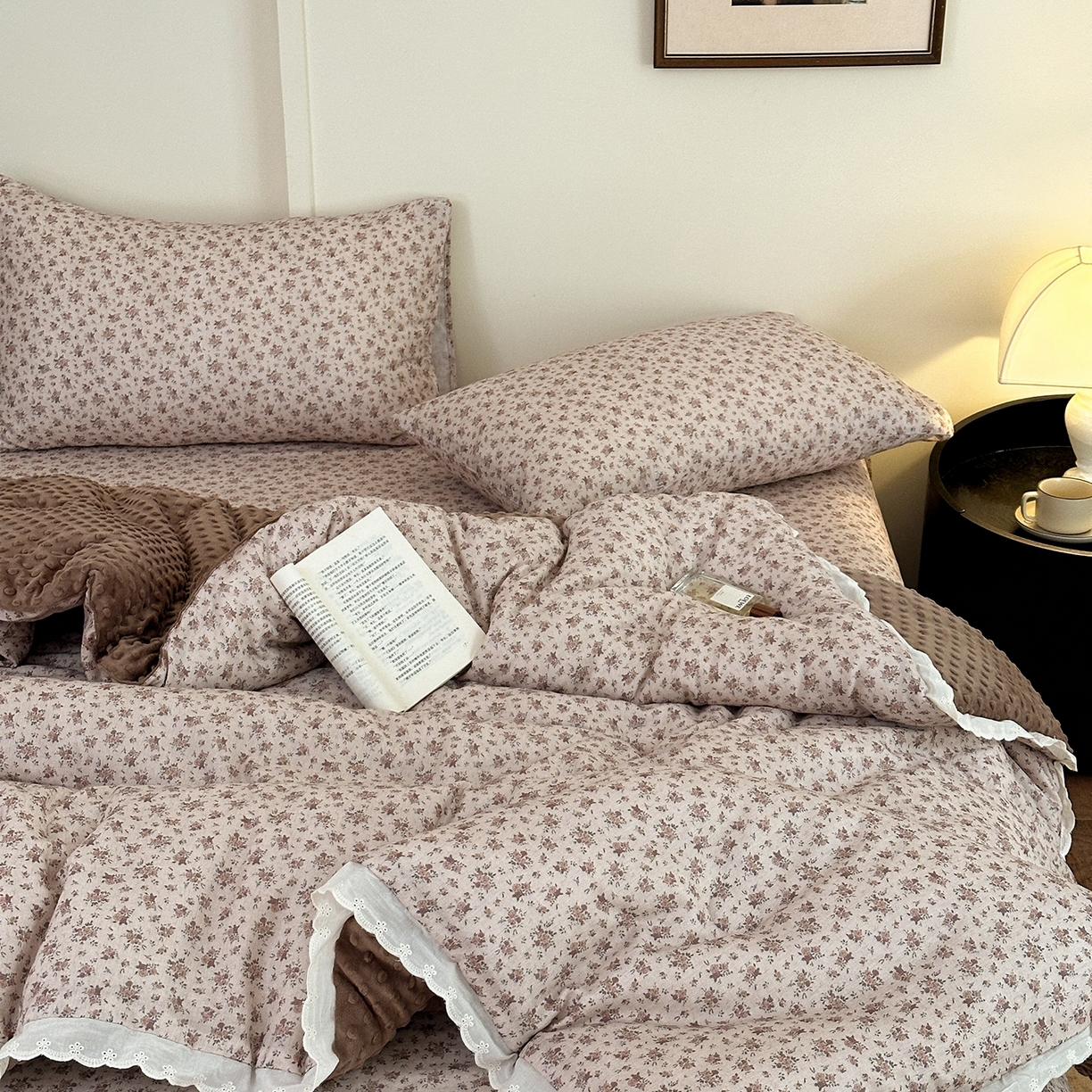 星期八 2025新款全棉双层纱花边豆豆被四件套 丁香