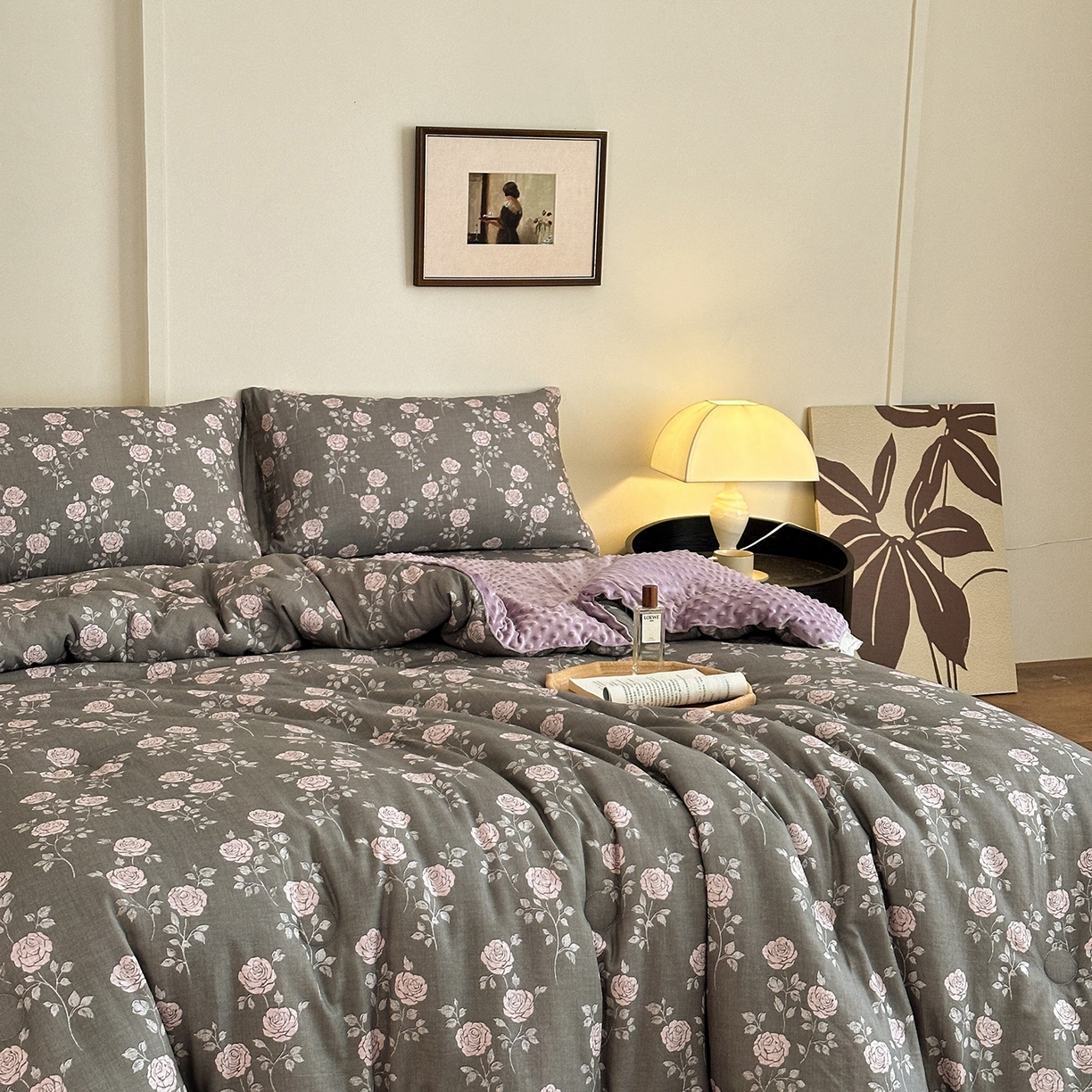 91家纺网 家纺一手货源 找家纺 星期八 2025新款全棉双层纱花边豆豆被四件套 玫瑰