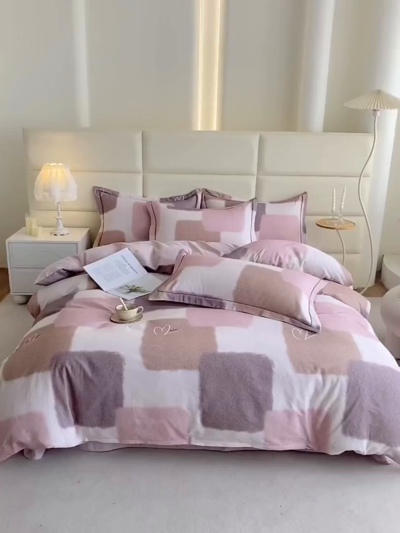 91家纺网 家纺一手货源 找家纺 眷恋家纺 2025新款秋冬超柔全棉精梳棉磨毛三件套四件套 星黛露-粉