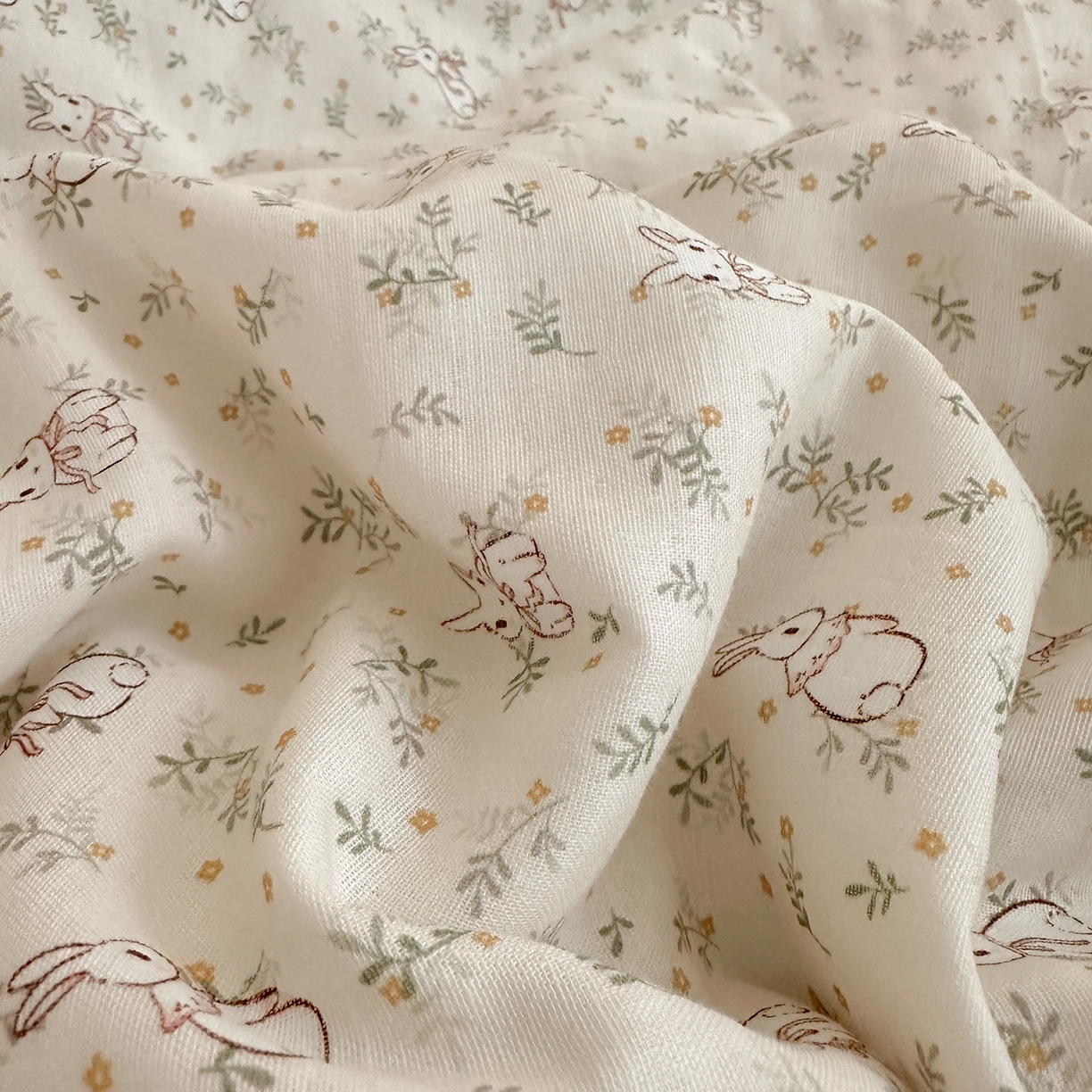 91家纺网 家纺一手货源 找家纺 星期八 2025新款全棉双层纱花边豆豆被四件套 森林兔