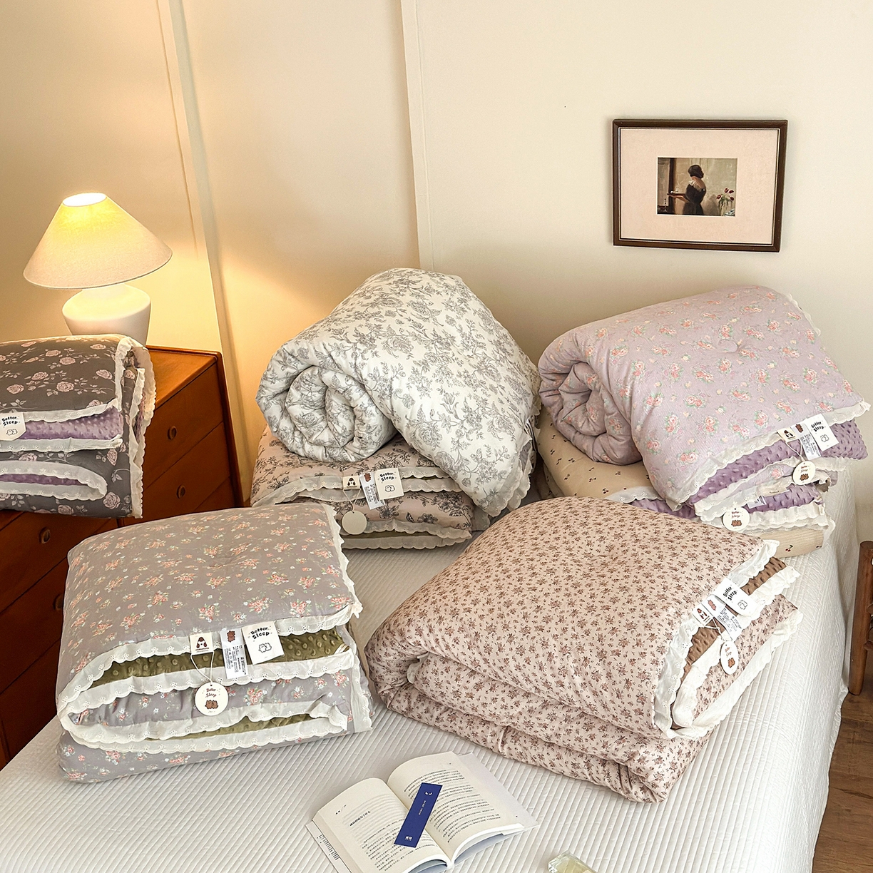 91家纺网 家纺一手货源 找家纺 星期八 2025新款全棉双层纱花边豆豆被四件套 组合