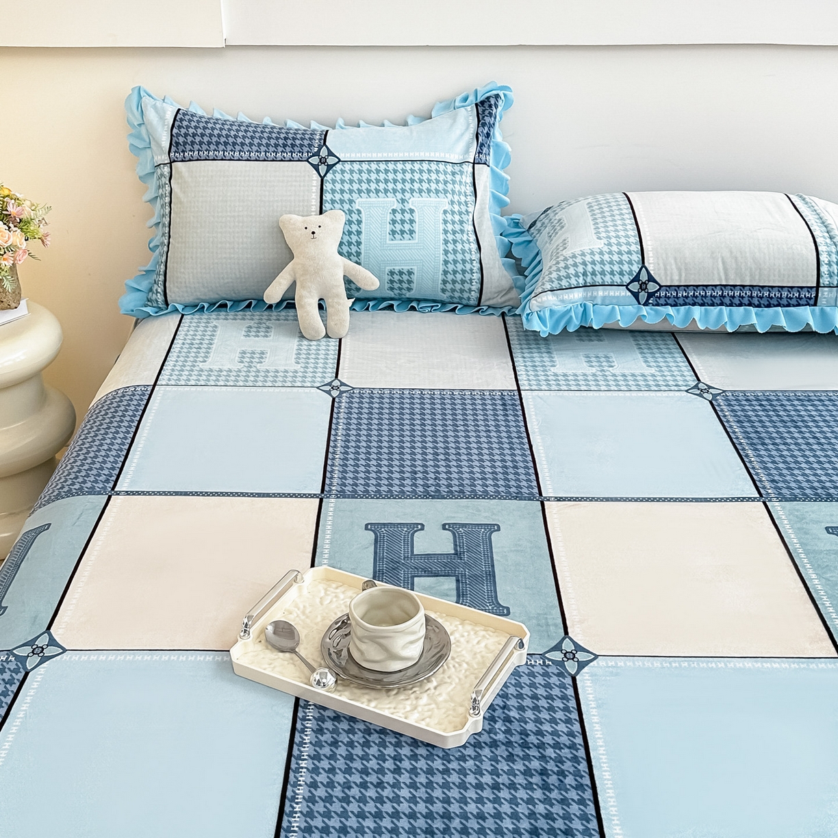 91家纺网 家纺一手货源 找家纺 （总）手艺人家纺 2025新款宝宝绒单层床盖三件套