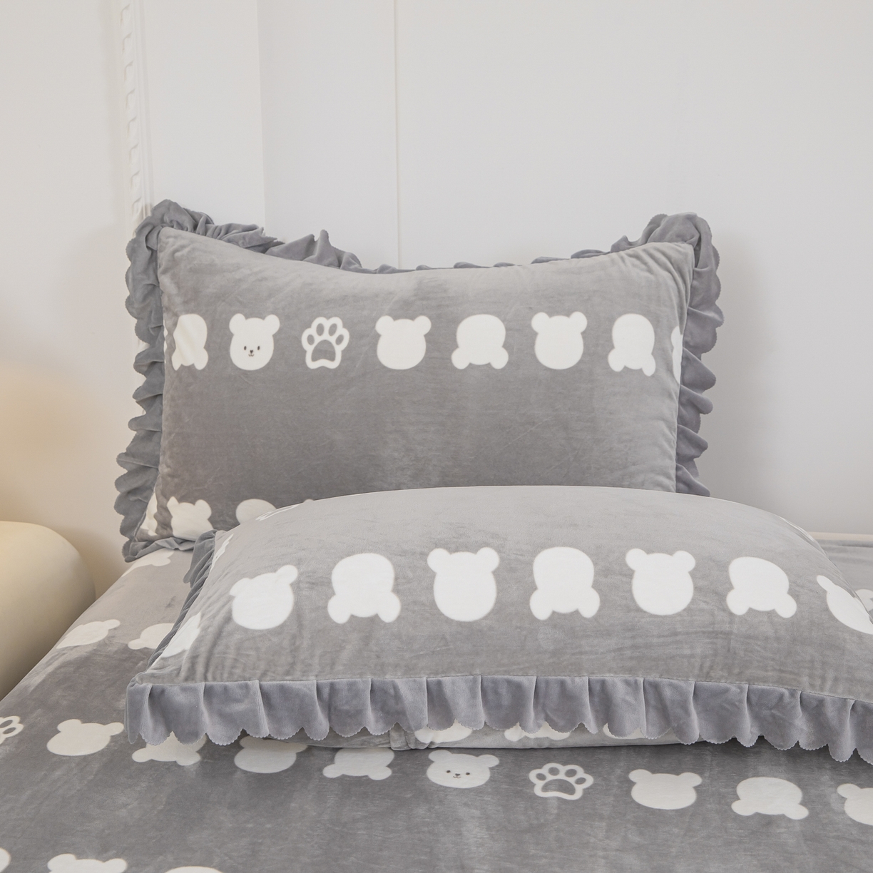 91家纺网 家纺一手货源 找家纺 手艺人家纺 2025新款宝宝绒单层床盖三件套 NDC51