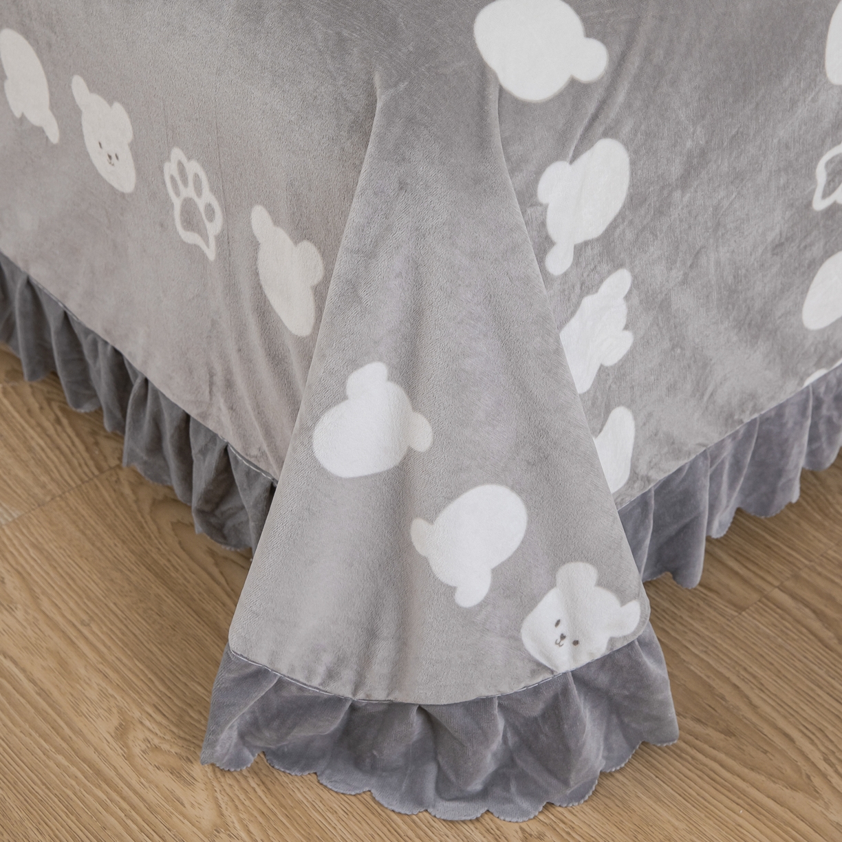 91家纺网 家纺一手货源 找家纺 手艺人家纺 2025新款宝宝绒单层床盖三件套 NDC51