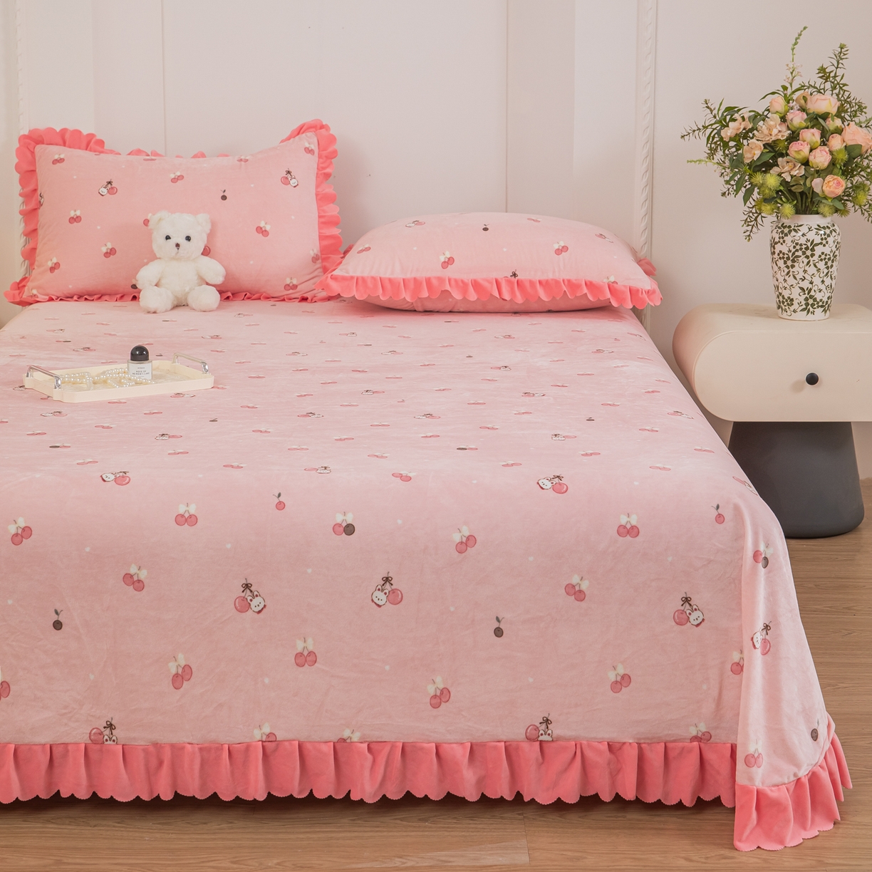 91家纺网 家纺一手货源 找家纺 手艺人家纺 2025新款宝宝绒单层床盖三件套 NDC55